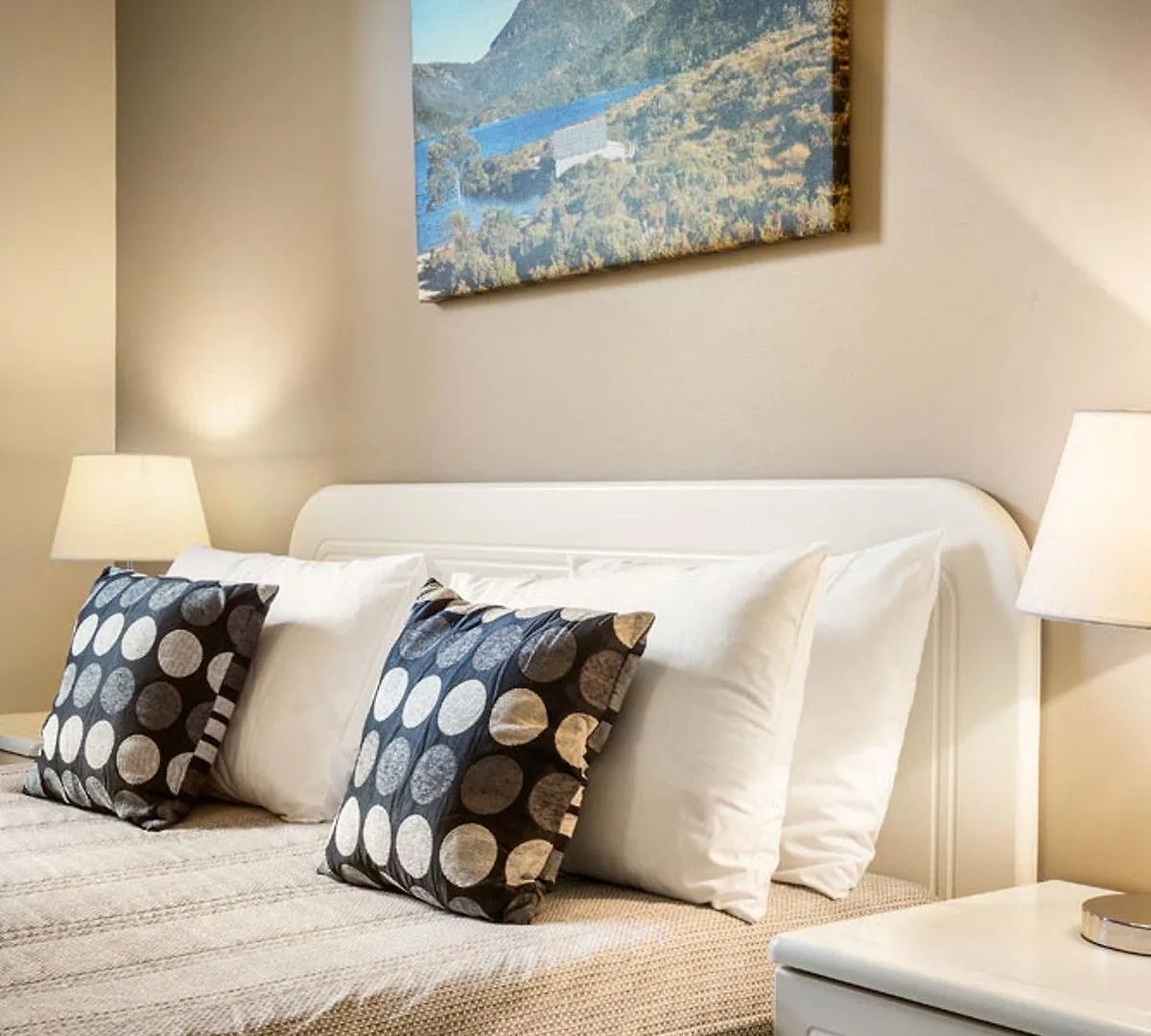 Hobart Waterfront Apartments Aparthotel