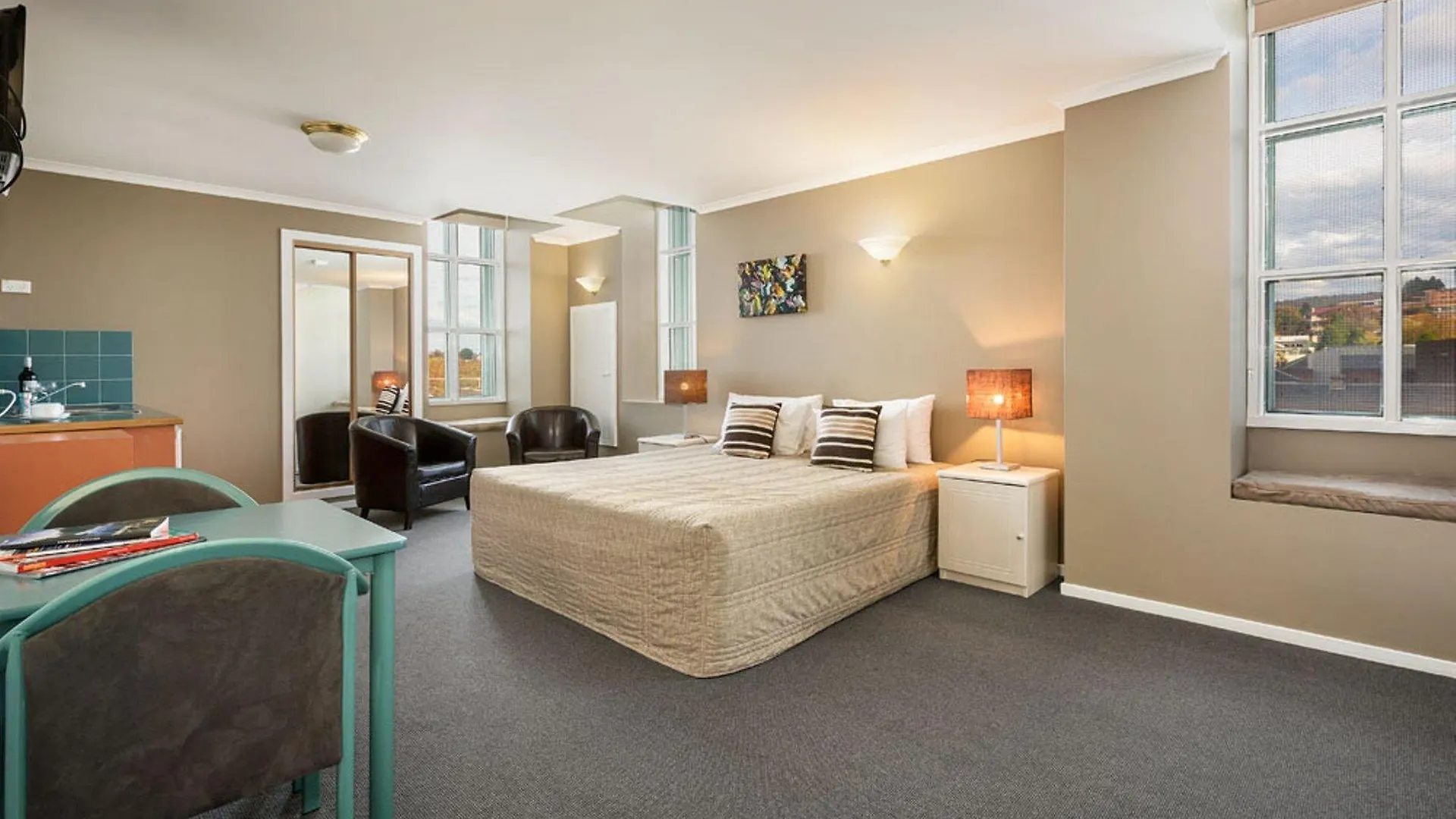 Hobart Waterfront Apartments 4*,  Australia